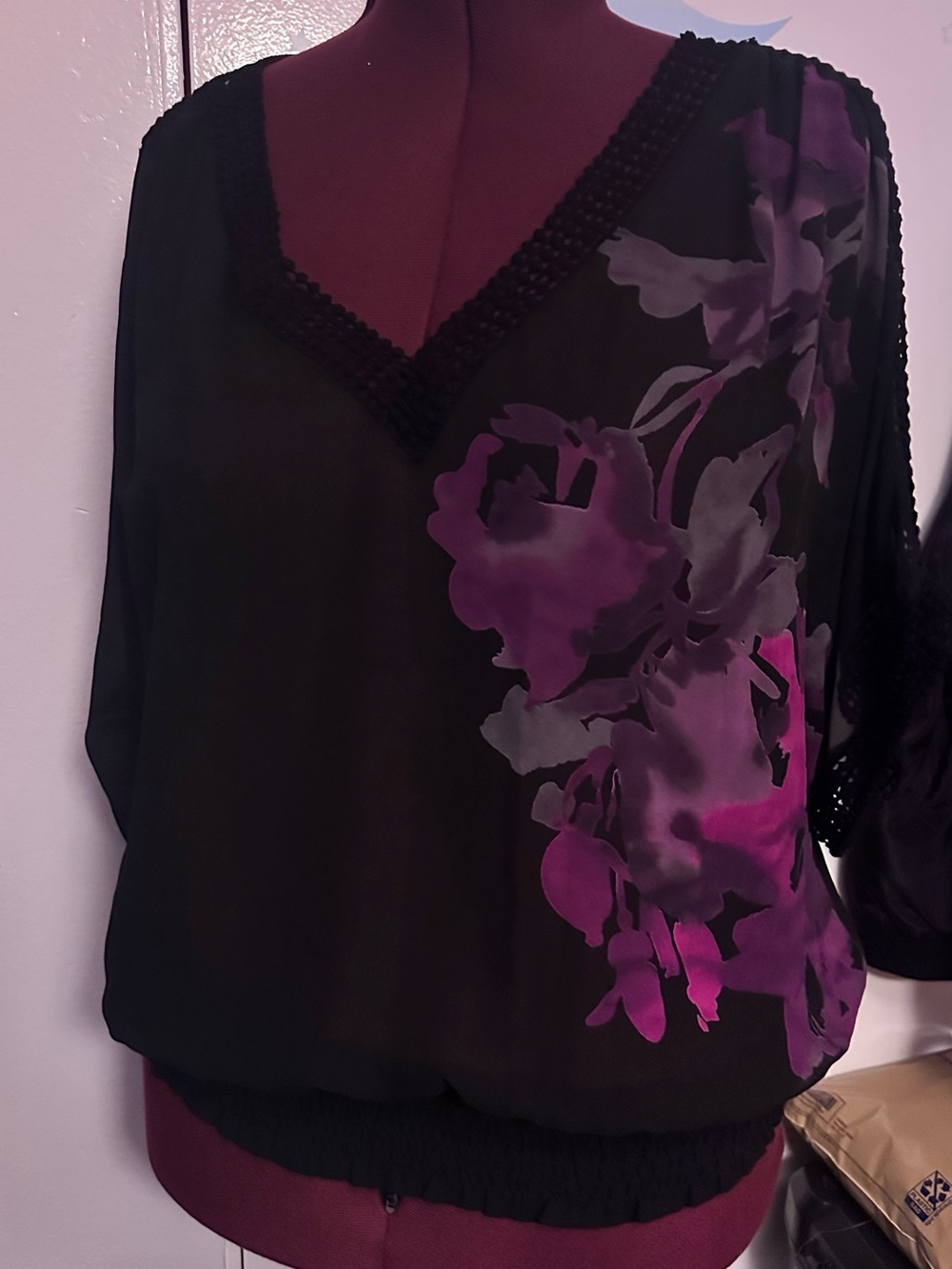 a.n.a Y2K Black Floral V-Neck Women's Top with Purple Print